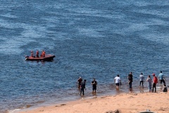 «Горячие дни» на водоёмах Петербурга: более трёхсот горожан не смогли обойтись без помощи спасателей
