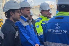 Глава Приморского района проверил ход строительства нового участка Невско-Василеостровской линии метро