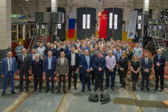 Более 70 работников транспортного комплекса Петербурга отмечены наградами за восстановление Мариуполя