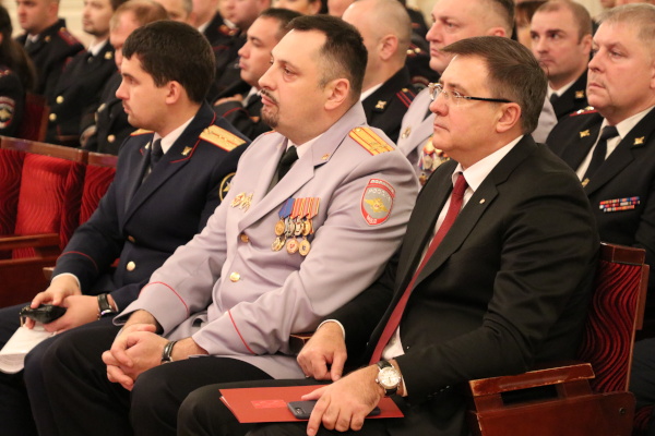 Лучшим сотрудникам органов внутренних дел Пушкинского района вручили заслуженные награды