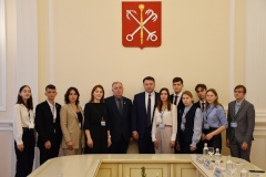 В Смольном открыли стажировку для начинающих дипломатов