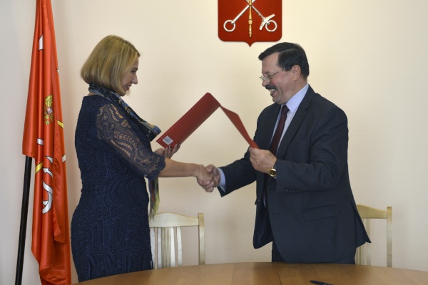 Визит в Санкт‑Петербург руководителя архивной службы Республики Татарстан